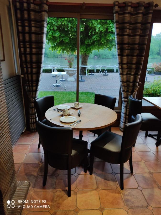 Hostellerie De Pavillon Saint-Hubert กูวิเยอซ์ ภายนอก รูปภาพ